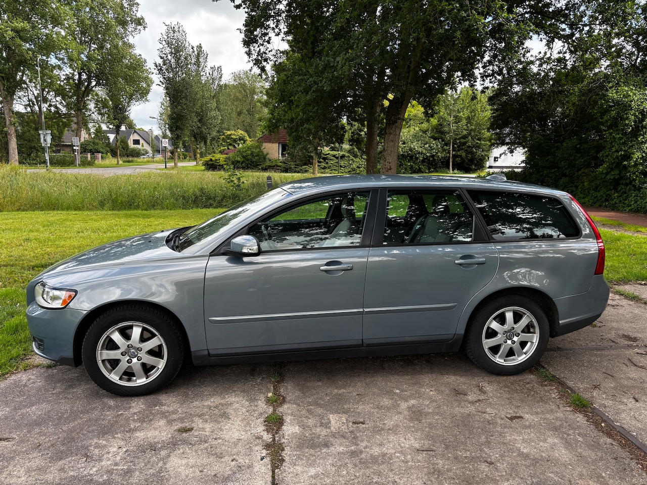 Volvo V50 - 2.4 Momentum - AutoWereld.nl