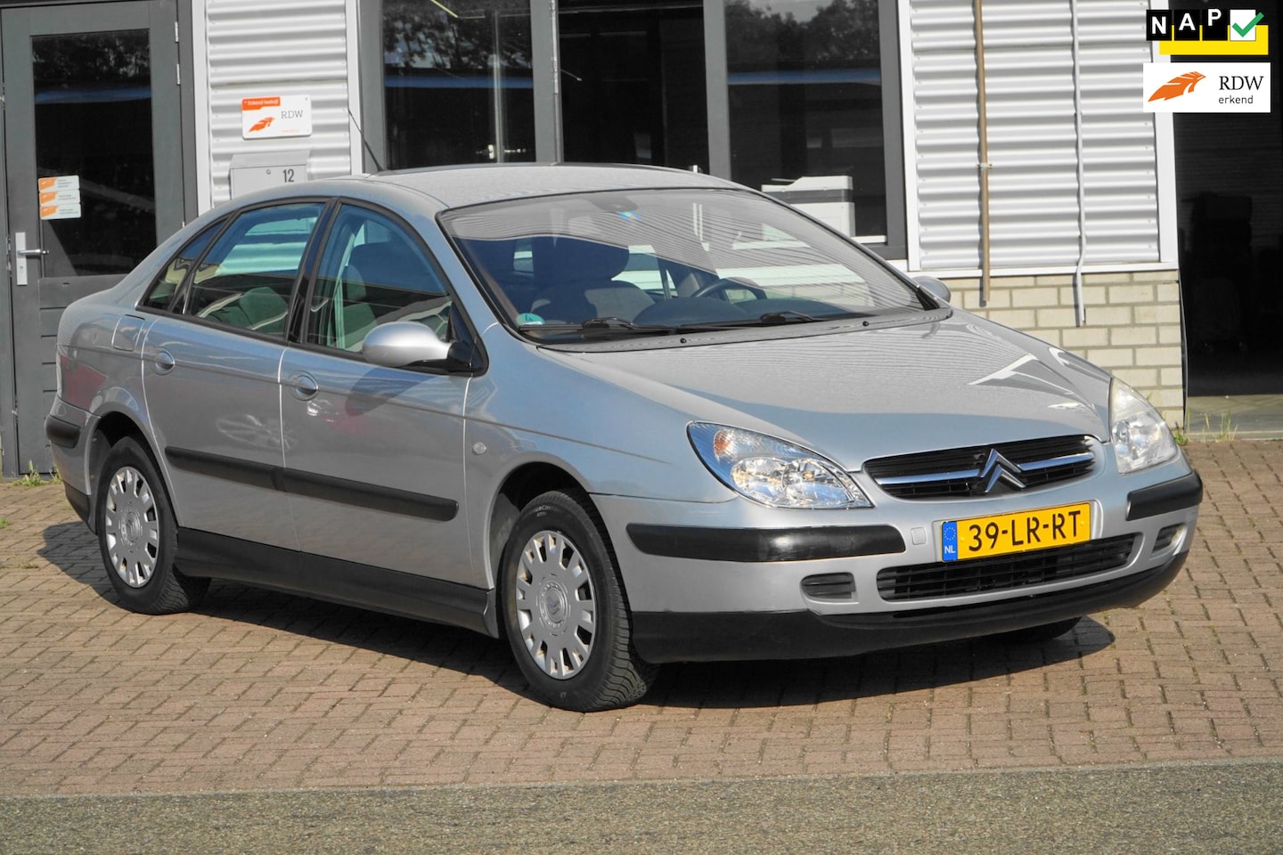 Citroën C5 - 2.0-16V Ligne Prestige 2.0-16V Ligne Prestige - AutoWereld.nl