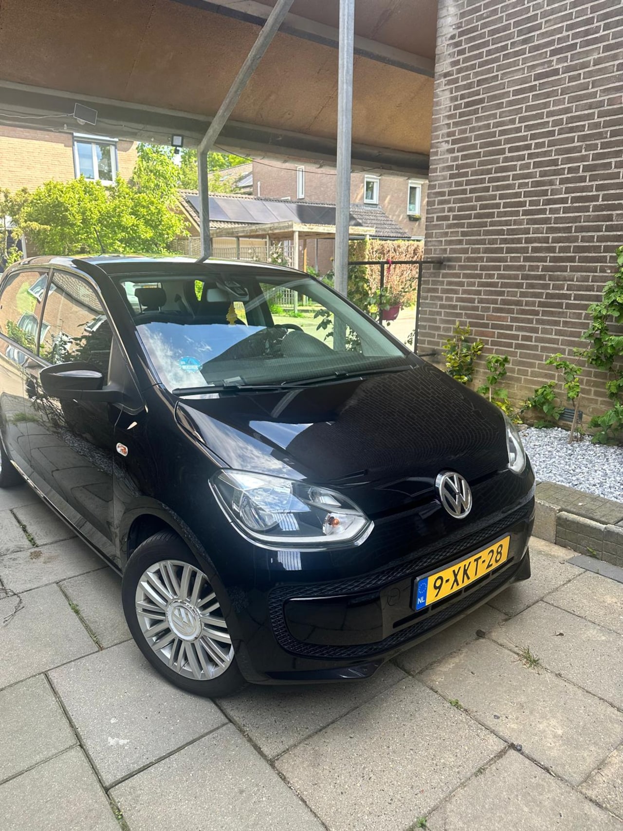 Volkswagen Up! - 1.0 up! Edition BlueMotion - AutoWereld.nl