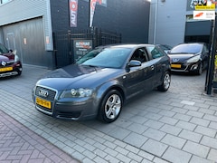 Audi A3 - 1.6 Attraction Trekhaak Airco NAP APK