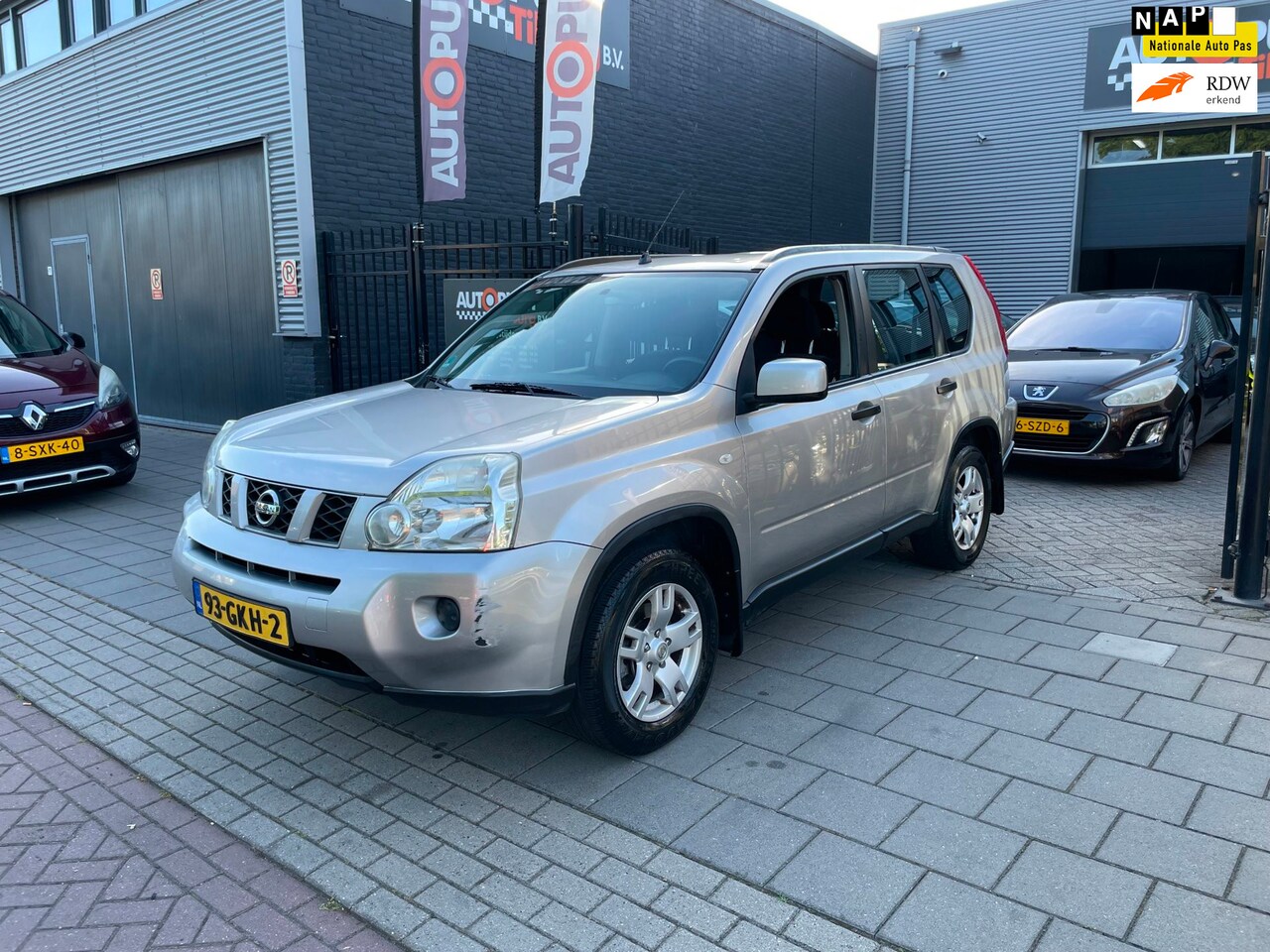 Nissan X-Trail - 2.0 XE 3e Eigenaar! Trekhaak Airco NAP APK - AutoWereld.nl
