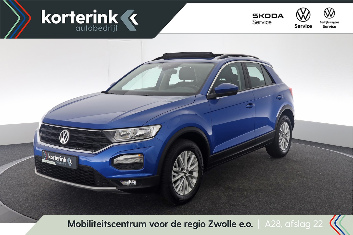 Volkswagen T-Roc - 1.0 TSI Style | Trekhaak | Pano | Navi - AutoWereld.nl