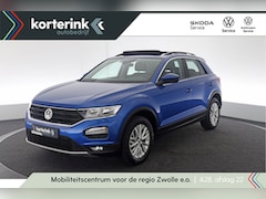 Volkswagen T-Roc - 1.0 TSI Style | Trekhaak | Pano | Navi
