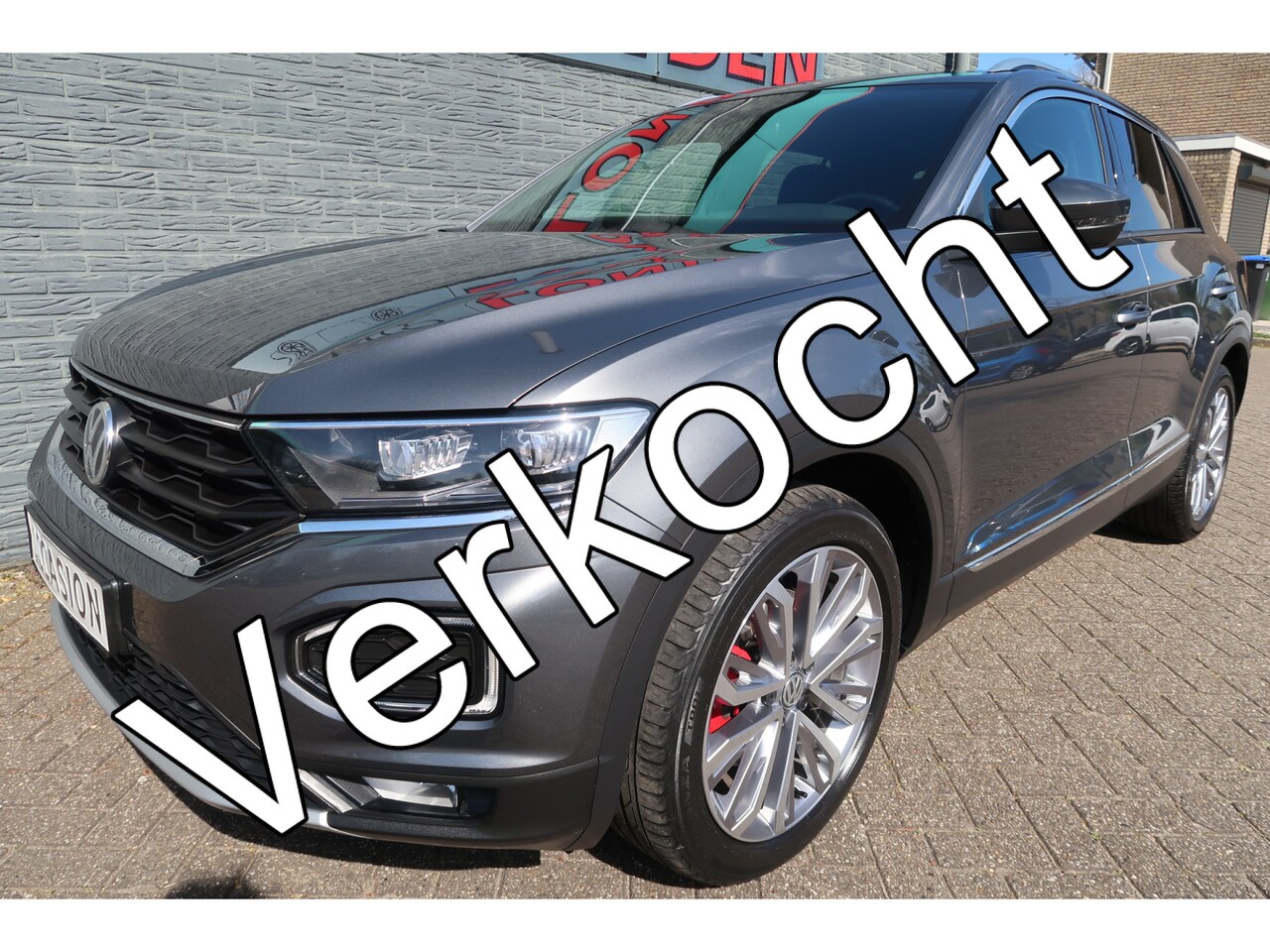 Volkswagen T-Roc - 2.0 TSI 4Motion Sport Eerste eigenaar in zeer nette staat - AutoWereld.nl