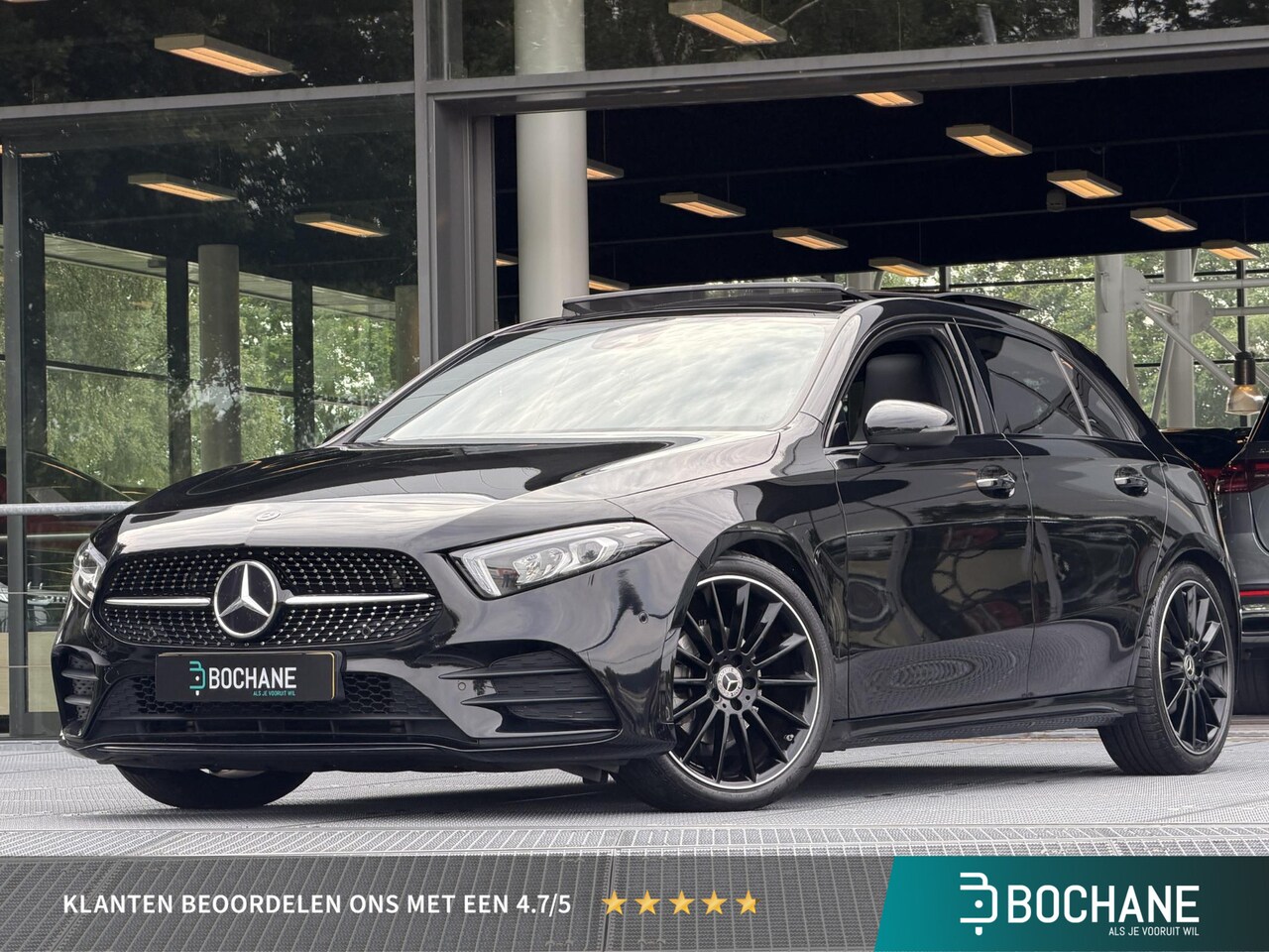 Mercedes-Benz A-klasse - 180 AMG Line 136PK | Night Pakket | Panoramadak | Dodehoekdetectie | Burmester | Sfeerverl - AutoWereld.nl