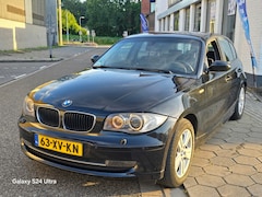 BMW 1-serie - 120i High Executive*1e eig*apk*parkeersensor *goed onderhoud *inruilen mogelijk