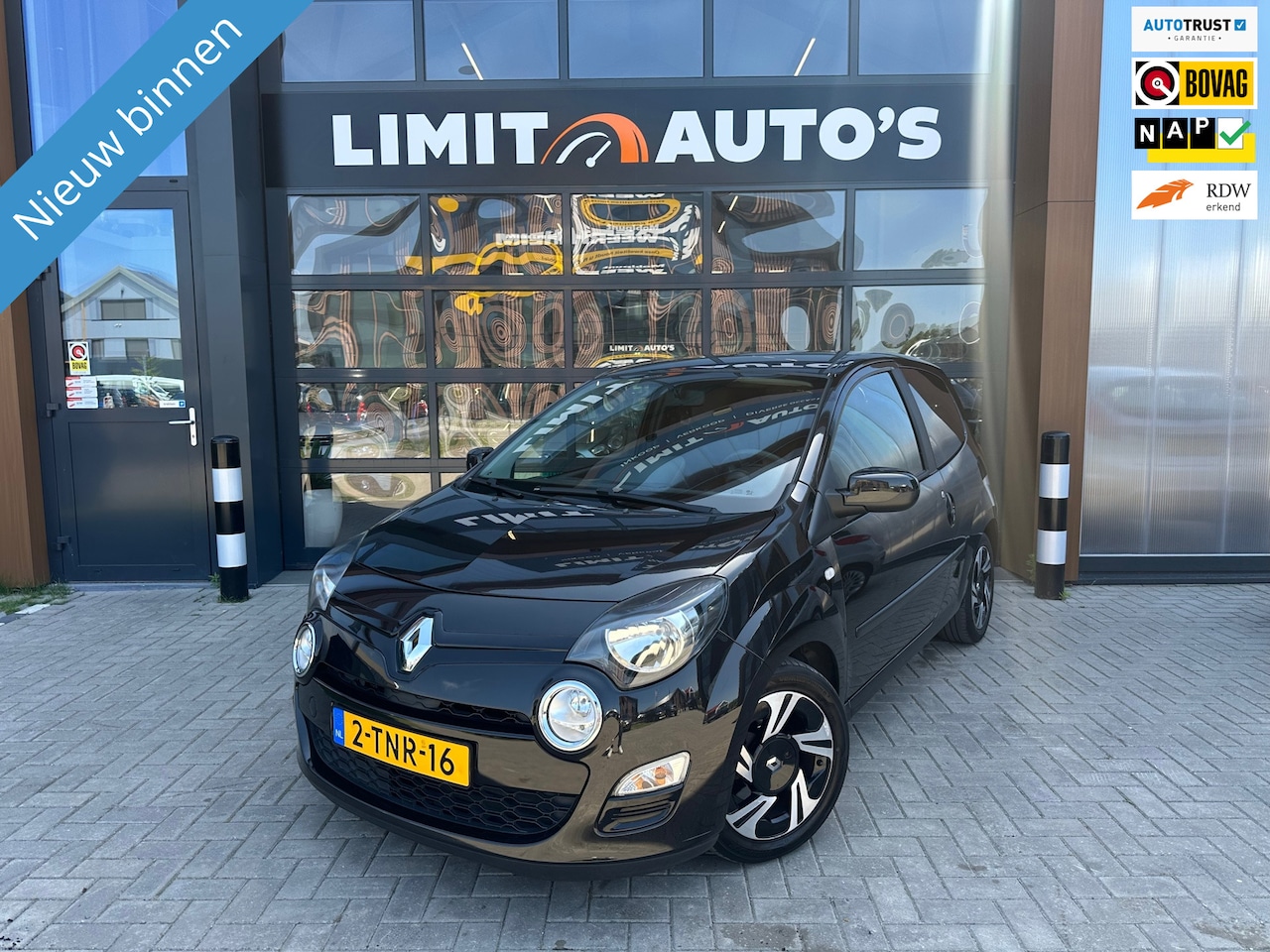Renault Twingo - 1.2 16V Dynamique Airco/Cruise/El.ramen/Lmv/Nap/Apk - AutoWereld.nl