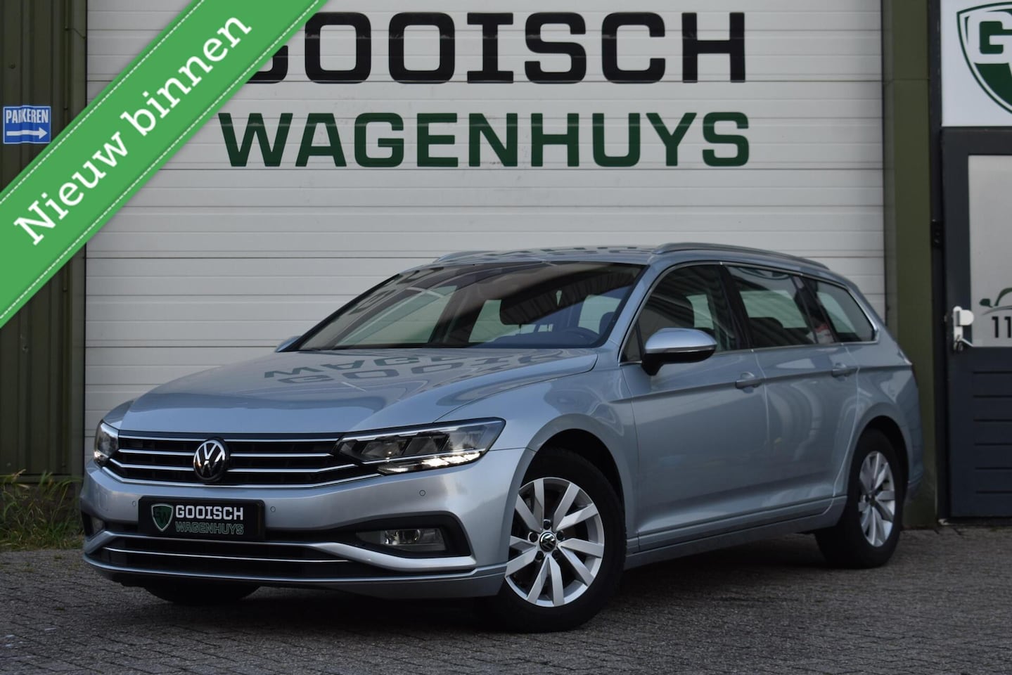 Volkswagen Passat Variant - 1.5 TSI Business | Camera | Climate | Carplay | - AutoWereld.nl