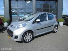 Peugeot 107 - 1.0-12V Millesim 200 70dkm 5drs Airco Automaat
