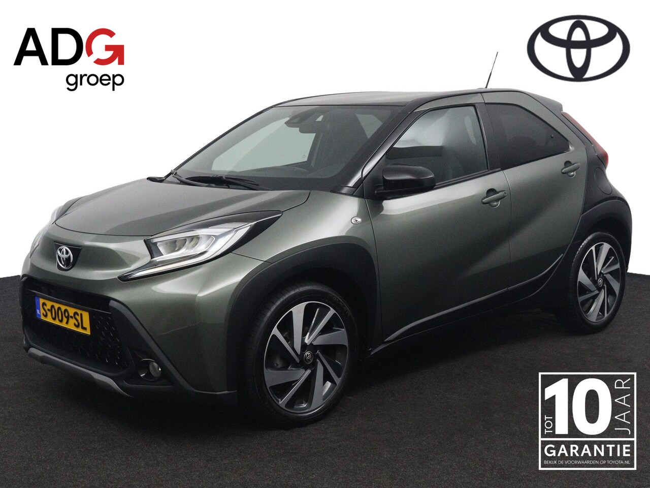 Toyota Aygo X - 1.0 VVT-i MT Envy | Cardamon Green metallic / zwart dak | navigatiesysteem full map | JBL- - AutoWereld.nl