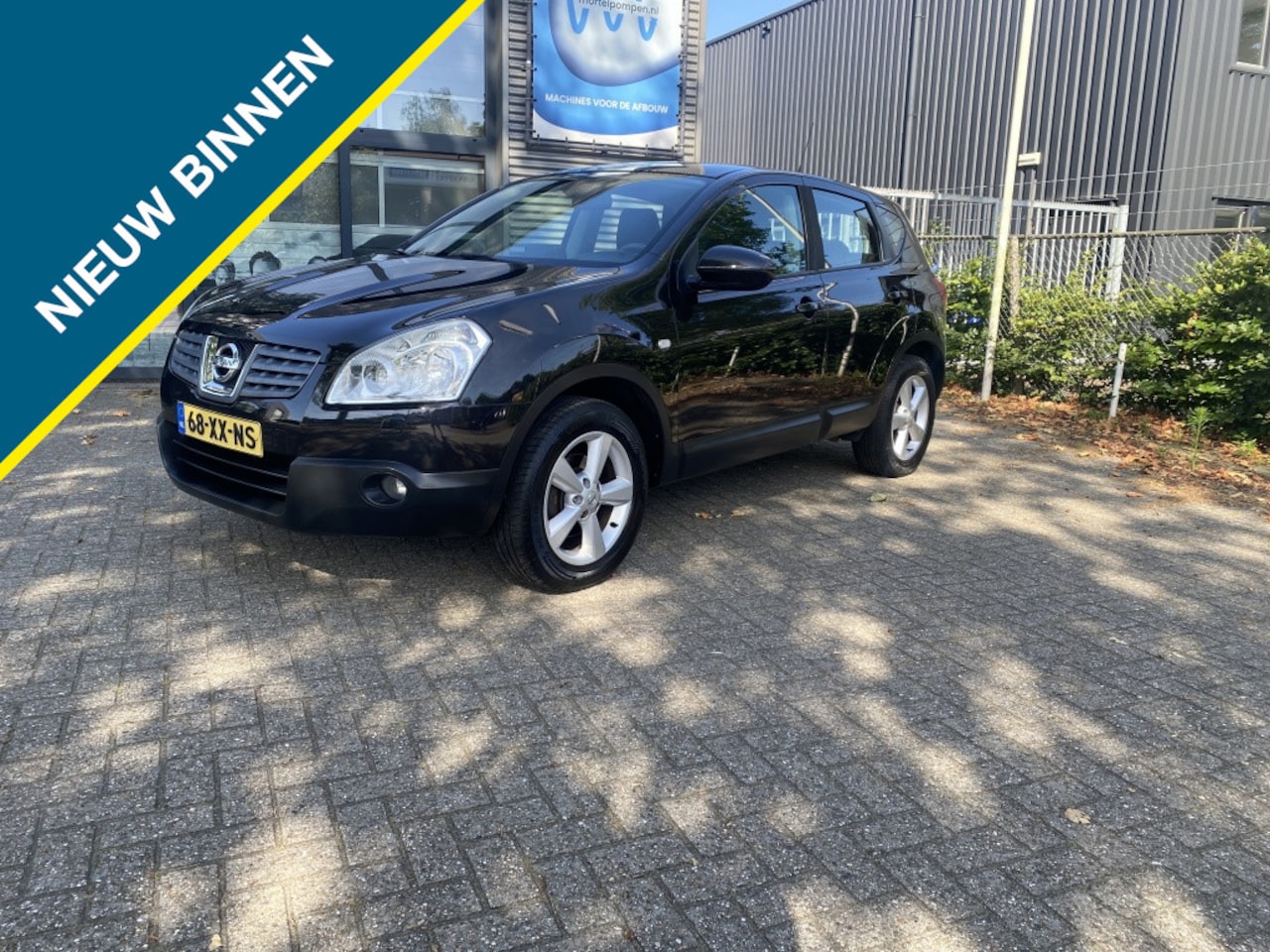 Nissan Qashqai - 2.0 Acenta Pack/pano/cruise/trekhaak - AutoWereld.nl