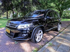 Volkswagen Tiguan - 1.4 TSI R-Line Edition DSG Automaat