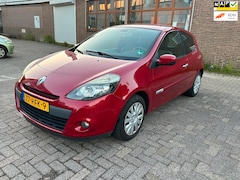 Renault Clio - 1.5 dCi Parisienne/ Airco/ NAP