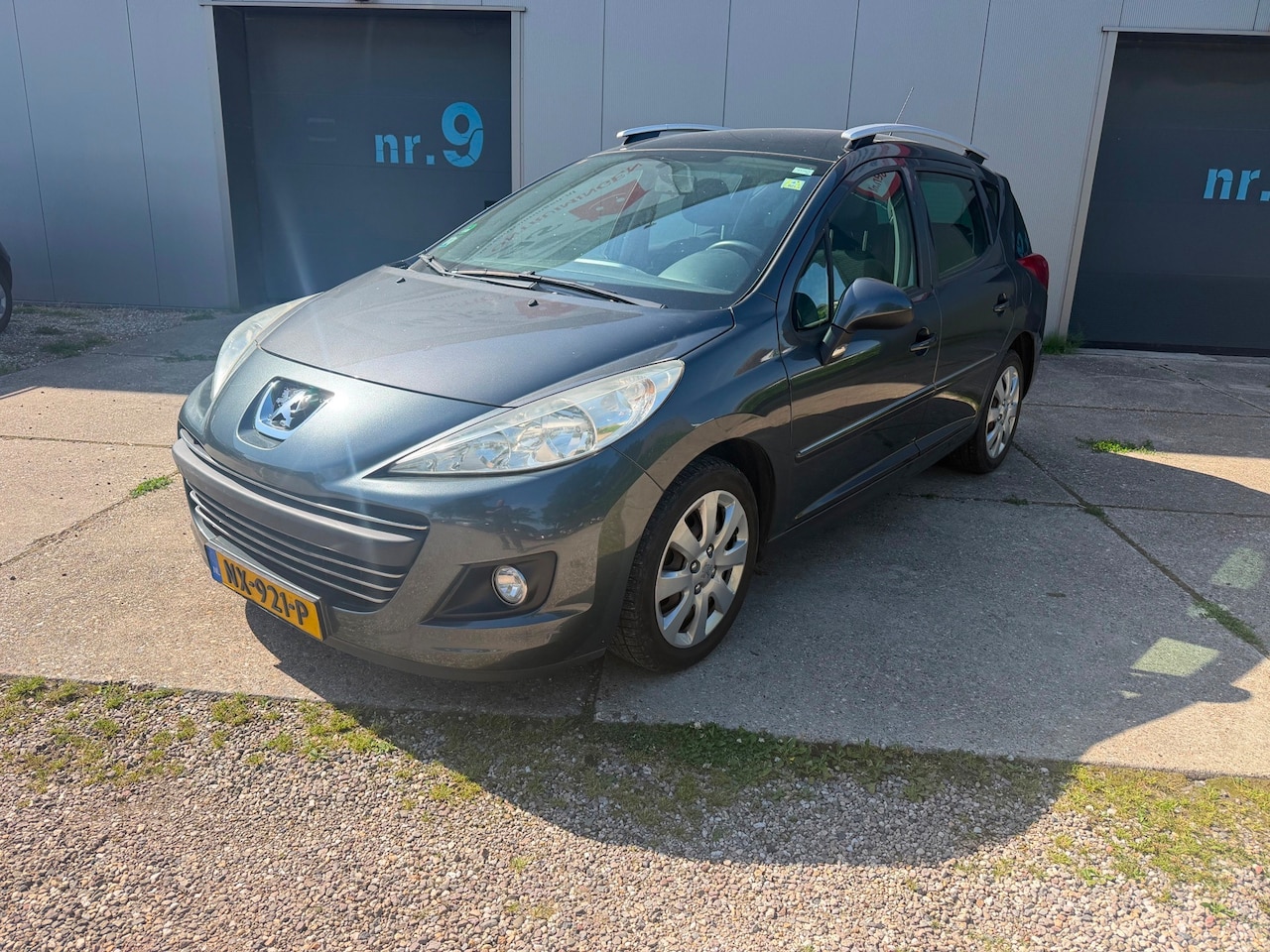 Peugeot 207 SW - 1.6 VTi Allure met airco en panodak - AutoWereld.nl