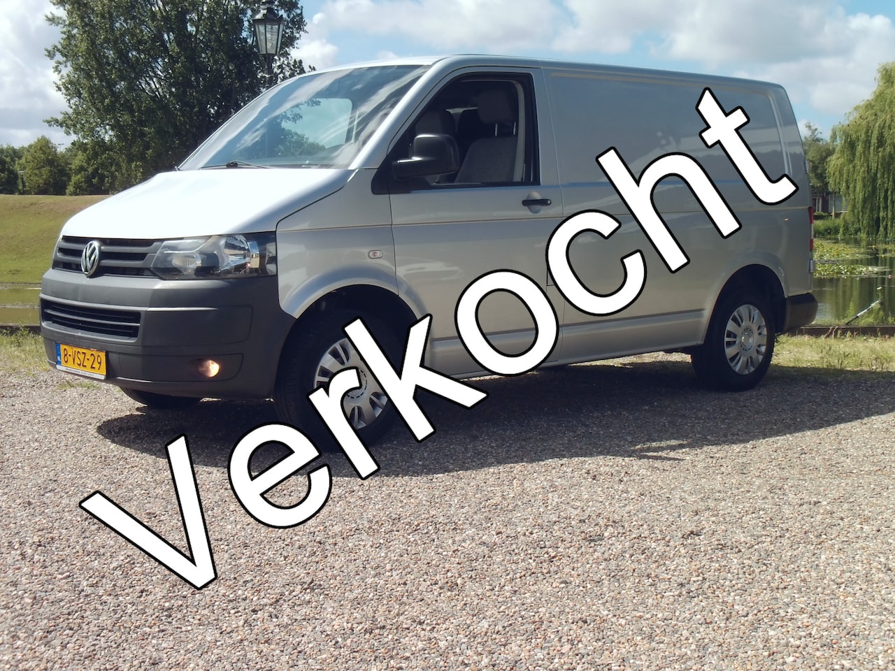 Volkswagen Transporter - 2.0 TDI L1H1 T800 - Airco - 3 Zits - Navigatie - AutoWereld.nl