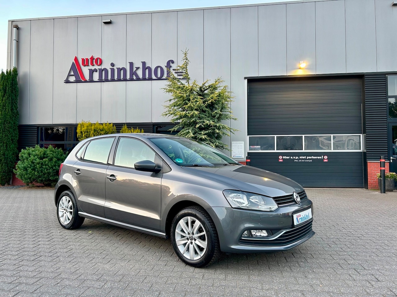 Volkswagen Polo - 1.0 Comfortline 1.0 Comfortline - AutoWereld.nl