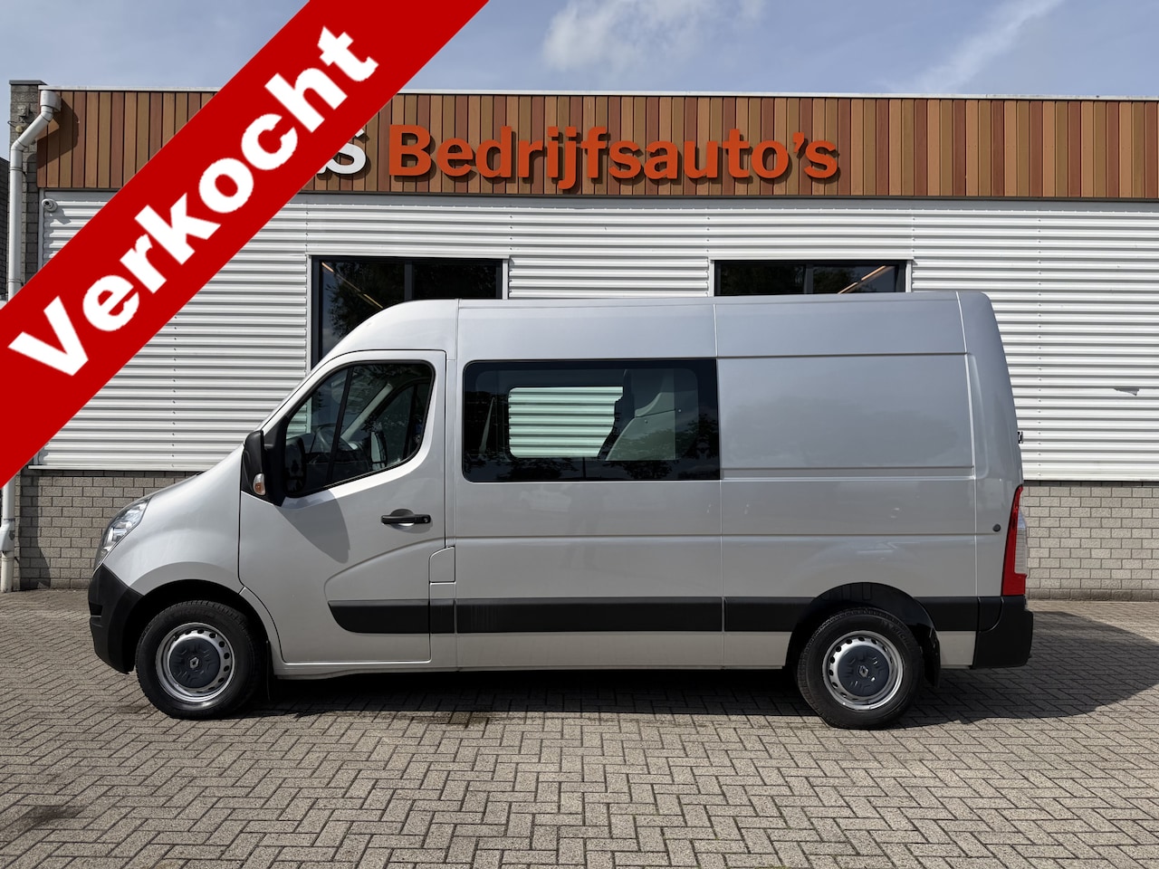 Renault Master - T35 2.3 dCi 130pk L2H2 bpm vrij / euro 6 diesel / vaste prijs rijklaar € 19.950 ex btw / D - AutoWereld.nl