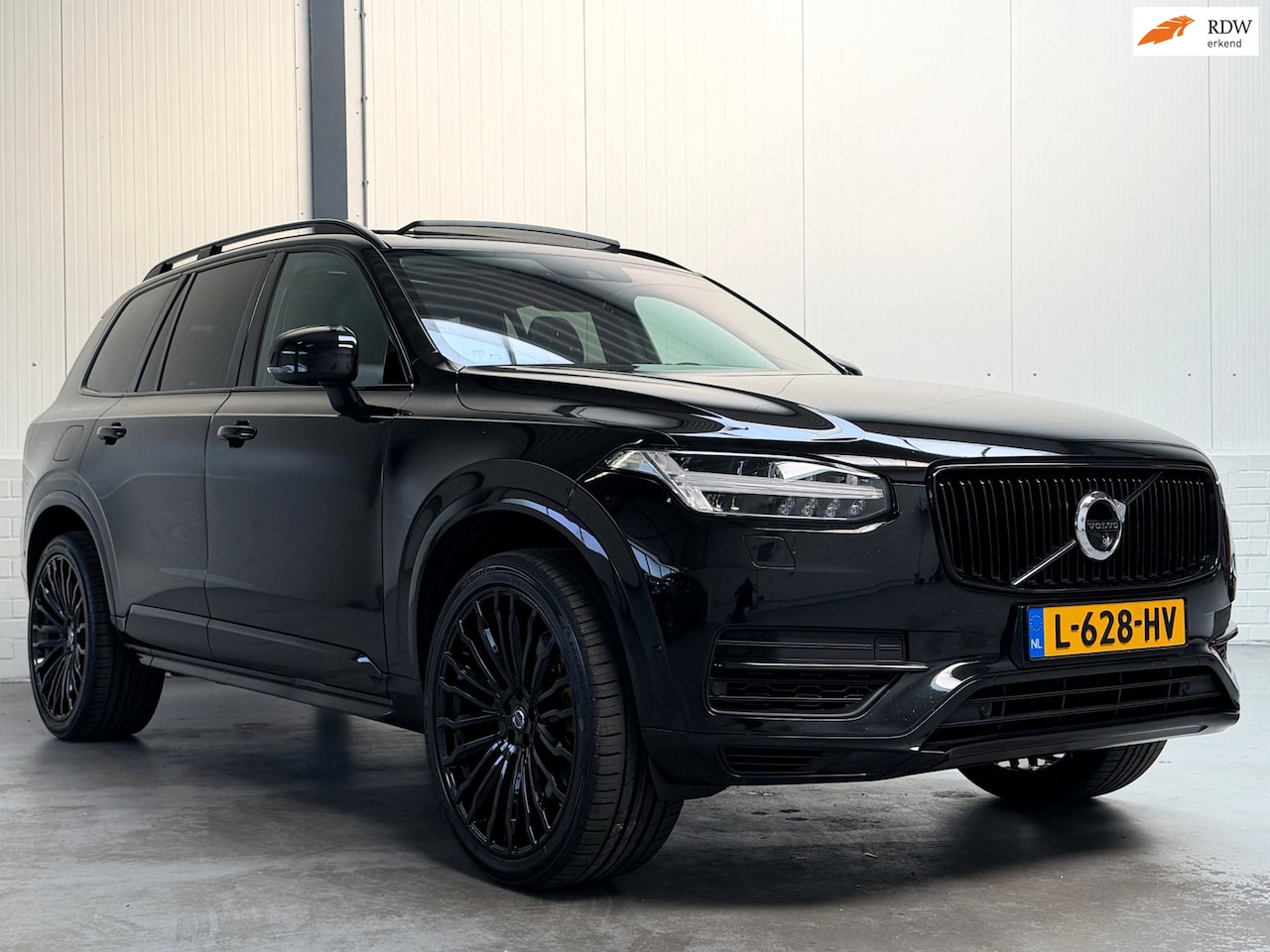 Volvo XC90 - 2.0 T8 Twin Engine AWD|22 Inch|7P|Pano|B&W|360 - AutoWereld.nl