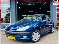 Peugeot 206 - 1.4 XT ST.BEKR | ELEK.RAMEN | APK | INRUIL KOOPJE