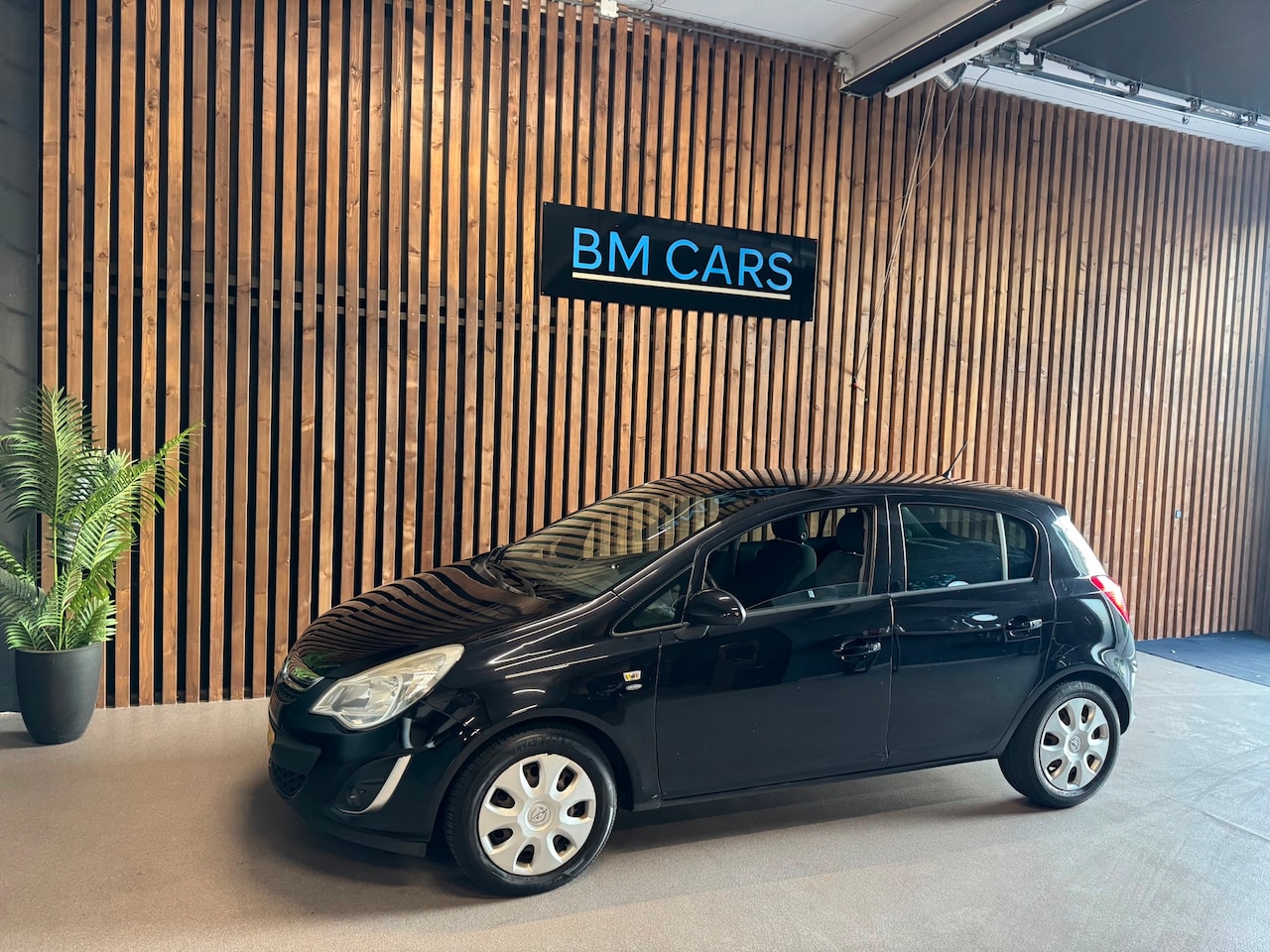 Opel Corsa - 1.4-16V Edition Airco, 5 Deurs, Ruime APK - AutoWereld.nl
