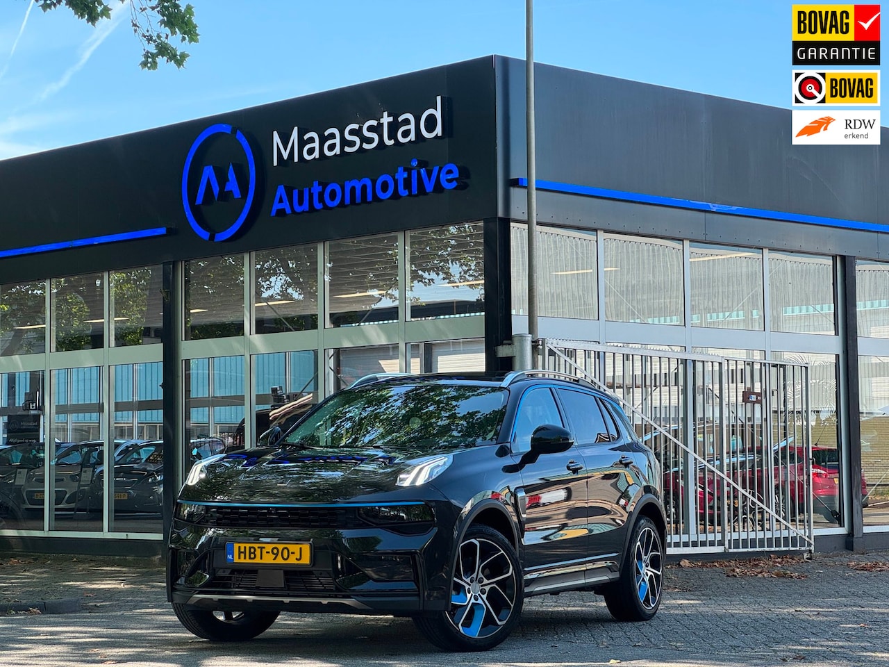 Lynk & Co 01 - 1.5 Plug-in Hybrid Infinity 360Cam lage kms zwart - AutoWereld.nl