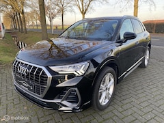 Audi Q3 - 45 TFSI e S Line I 19 Inch I Camera I Sonos I