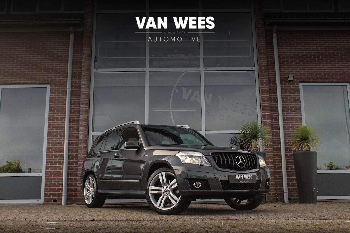 Mercedes-Benz GLK-klasse - 300 4-Matic First Edition | 231 pk | Automaat | Designo | 20 inch | Trekhaak | Xenon | PDC - AutoWereld.nl
