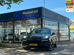 Porsche Cayenne - 4.8 S 400 PK 4x4 Lage kms Cam Leer Open dak Blikvanger