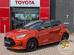 Toyota Yaris - 1.5 Hybrid Executive PDC HUD SPORTSTOELEN STOELVERWARMING BI-TONE
