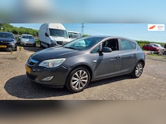 Opel Astra - 1.4 Turbo AIRCO