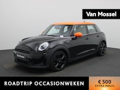 MINI 5-Deurs - 1.5 Cooper Classic Automaat | Apple/Android Play | Camera | Navi | Sport Stuur/Stoelen | L
