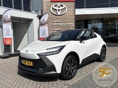 Toyota C-HR - 2.0 Plug-in Hybrid 220 Dynamic BI-TONE 1E-EIG STUUR/STOELVERWARMING BLIND SPOT KEYLESS 18'