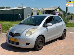 Toyota Yaris - 1.3 VVTi Sol | Airco | Trekhaak