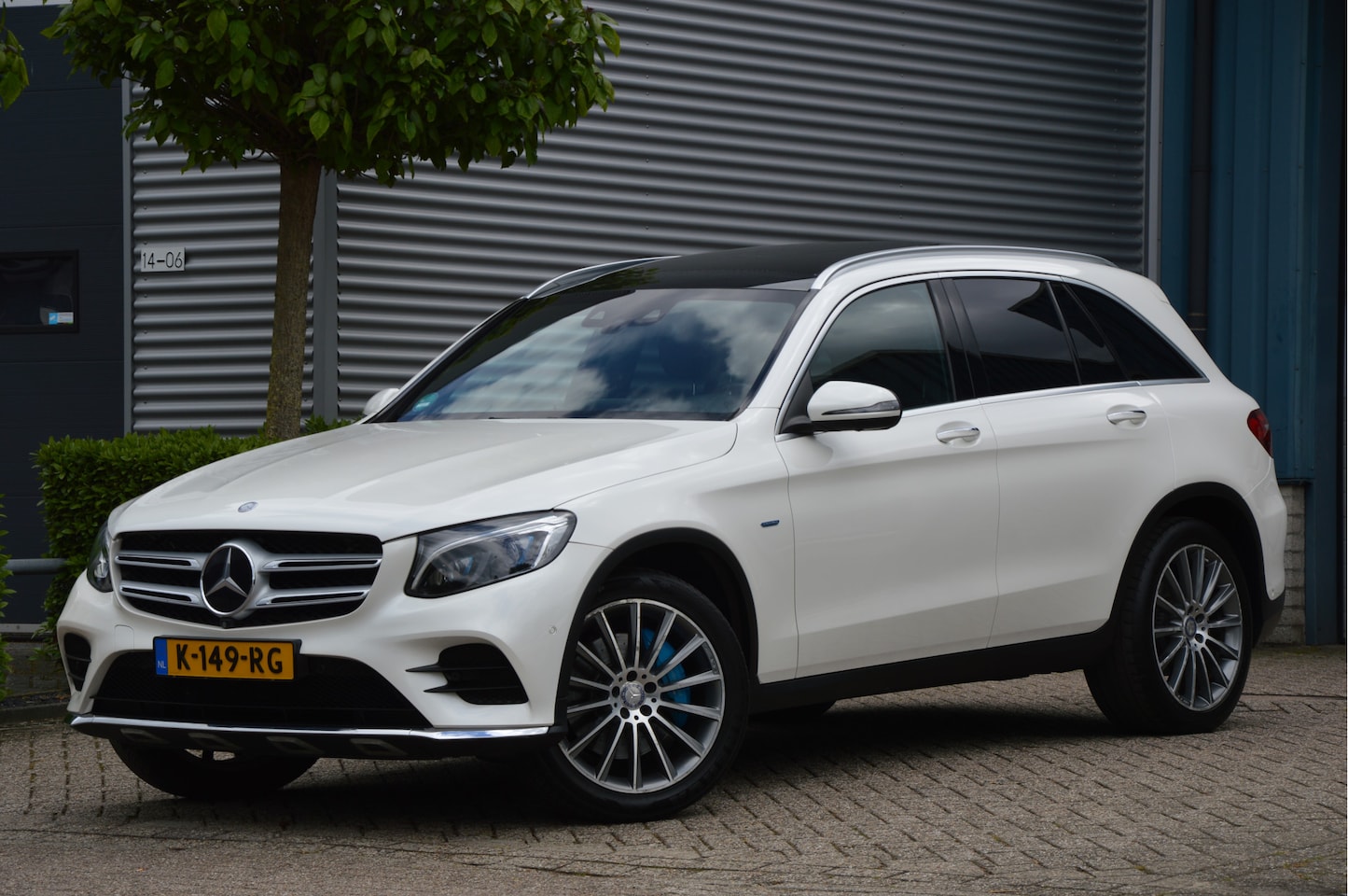 Mercedes-Benz GLC-klasse - 350e 4MATIC | AMG-LINE | PANODAK | LUCHTVERING | BURMESTER | LEDER | 360 CAMERA | HUD | DI - AutoWereld.nl