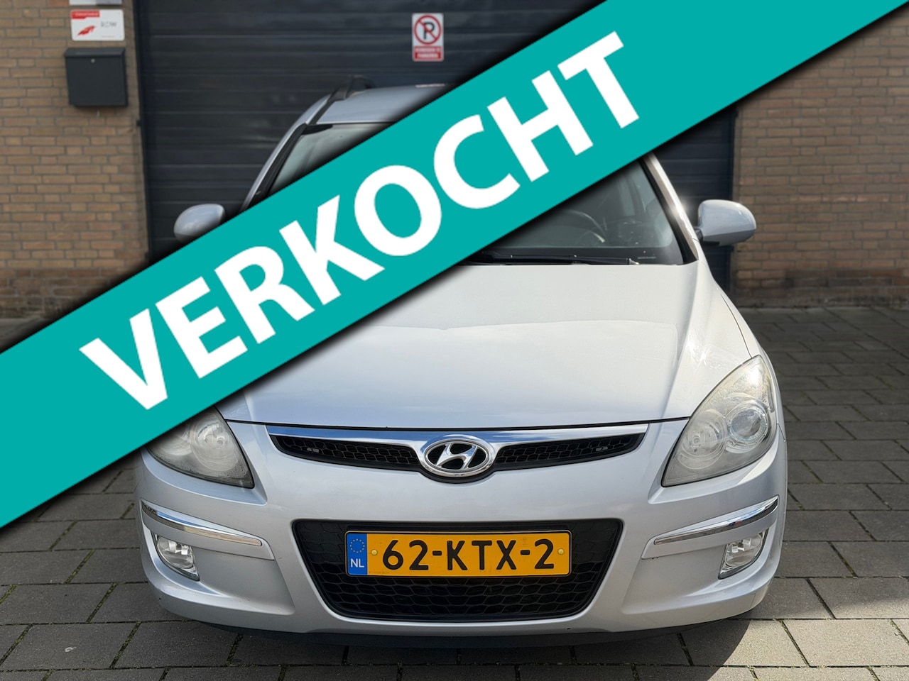 Hyundai i30 CW - 1.6i Dynamic Clima Cruise Control Elektr. Pakket PDC Trekhaak - AutoWereld.nl