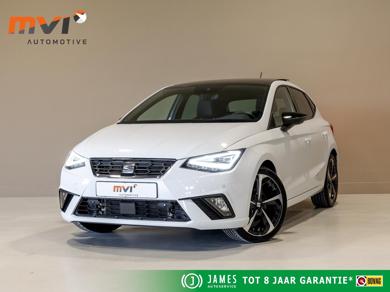 SEAT Ibiza - 1.5 TSI FR Business Intense Plus / 150pk / Panorama dak / Achteruitrijcamera / Stoelverwar - AutoWereld.nl