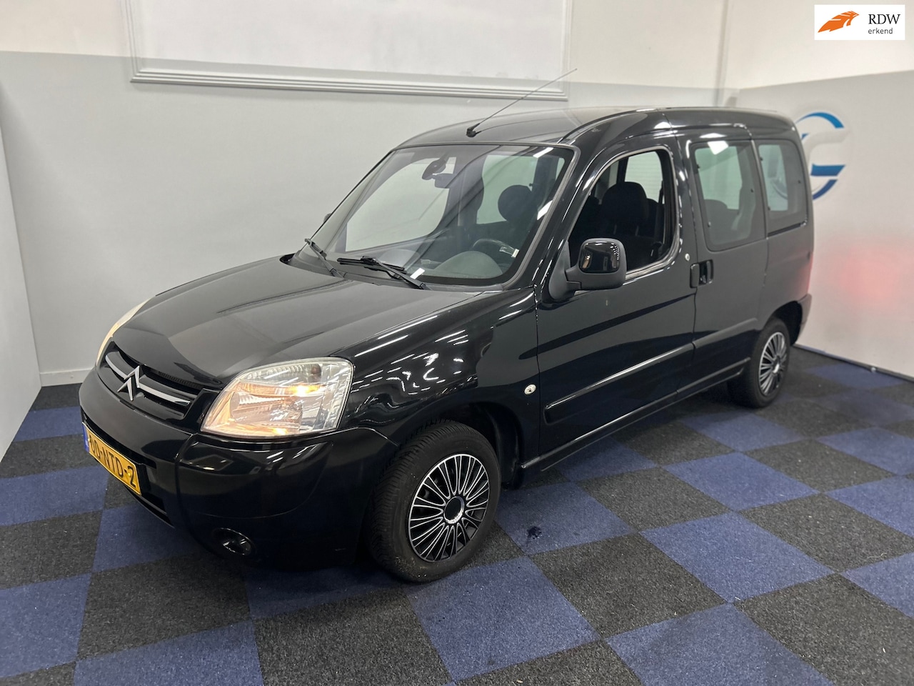 Citroën Berlingo - 1.4i Multispace Cool Tech / MULTIEZETTER / AIRCO / RIJDT SCHAKELT GOED - AutoWereld.nl
