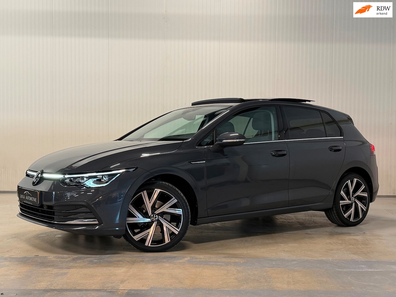 Volkswagen Golf - 2.0 TDI | PANO | TREKHAAK | CAMERA | MEMORY SEATS | CARPLAY | IQ DRIVE - AutoWereld.nl