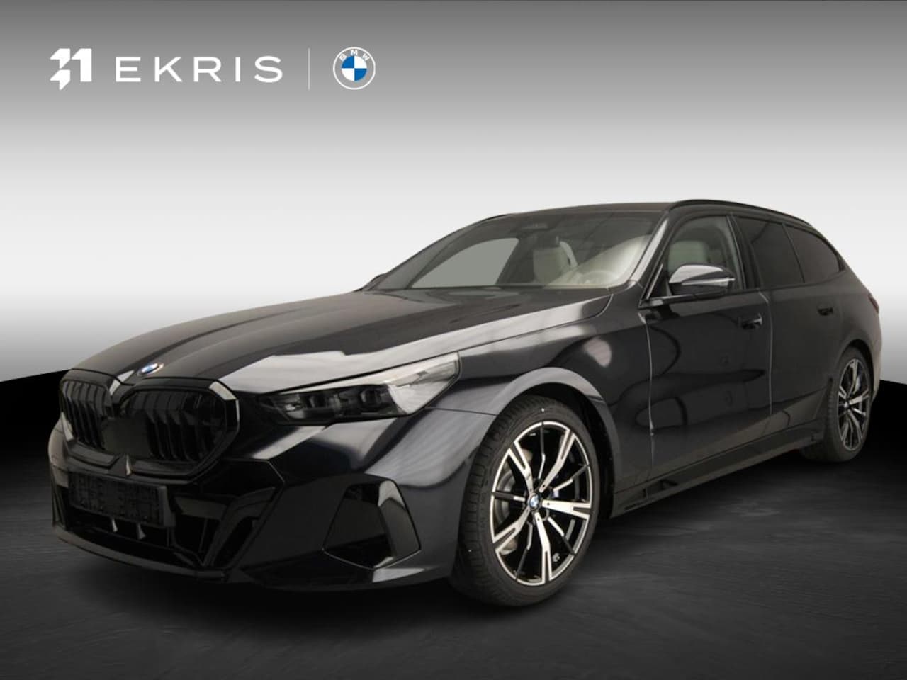 BMW 5-serie Touring - 520i M Sportpakket Pro | Innovation Pack | Travel Pack | High Executive | Iconic Glow | Ha - AutoWereld.nl