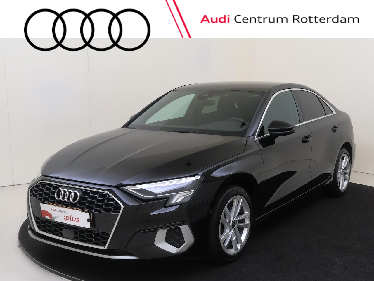 Audi A3 Limousine - 30 TFSI Advanced edition | Parkeerassistent | Navigatie Plus | Full LED verlichting | CarP - AutoWereld.nl