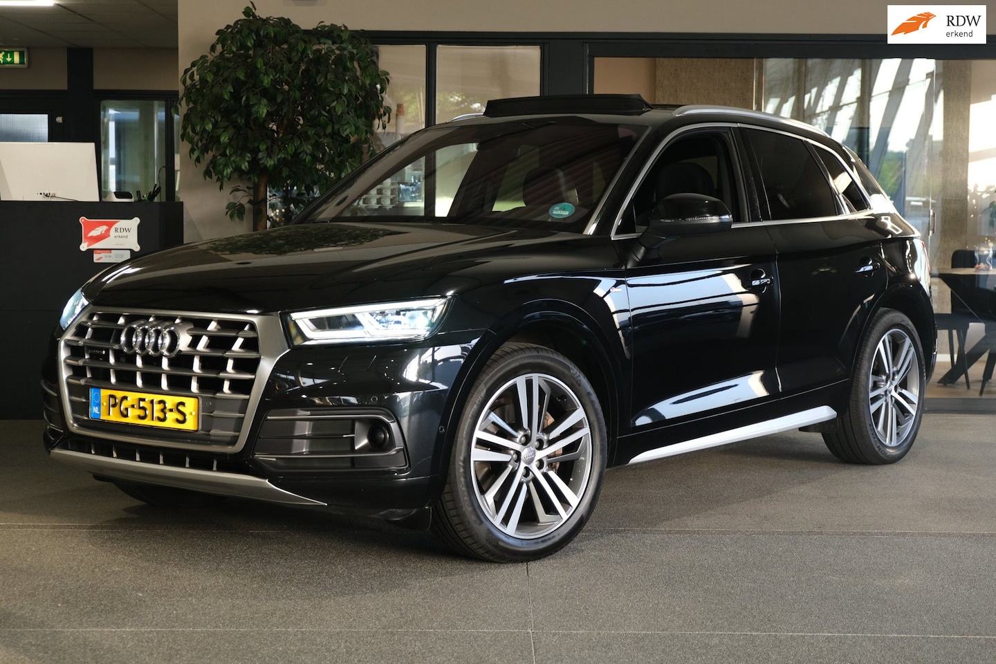 Audi Q5 - 2.0 TFSI quattro S-Line S-tronic Pano Navi Acc Cam Leder - AutoWereld.nl