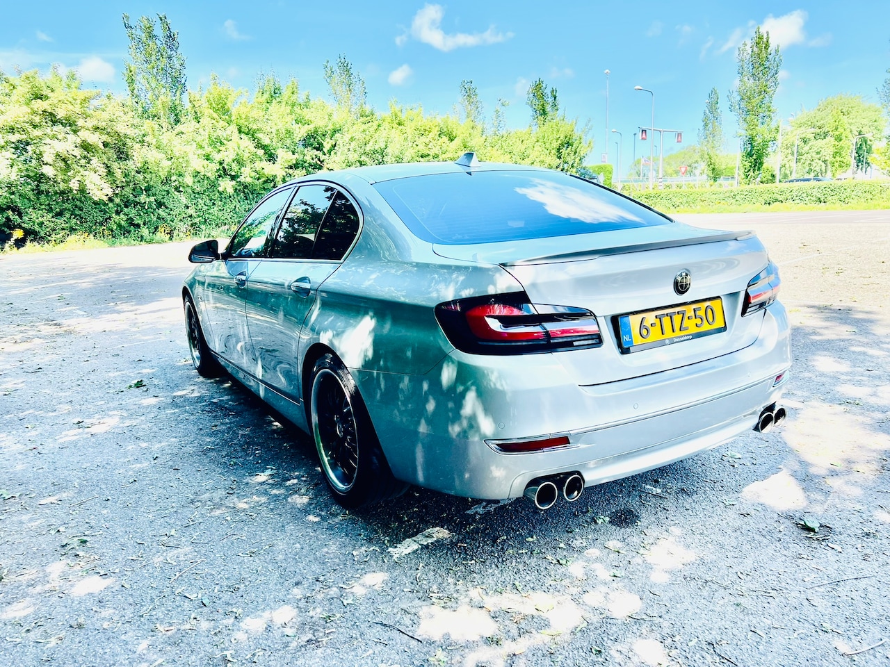BMW 5-serie - 528i High Luxury Edition - AutoWereld.nl
