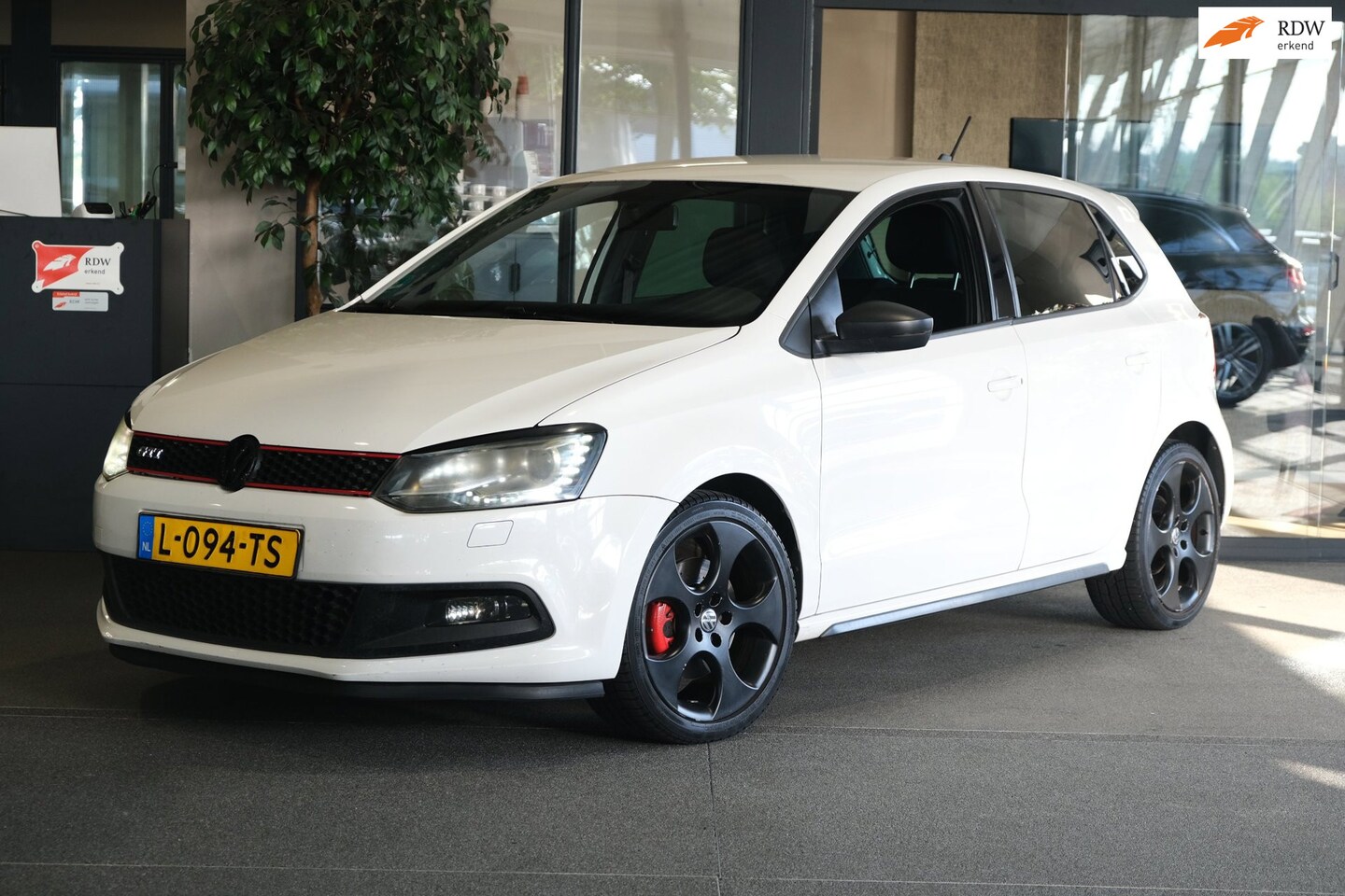 Volkswagen Polo - 1.4 TSI GTI DSG Xenon Cruise MF-Stuur Pdc - AutoWereld.nl