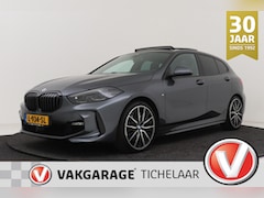 BMW 1-serie - 120i M Sport | CarPlay | Panoramadak | Org. NL | Sportstoelen | Stoelverwarming | Sfeer |