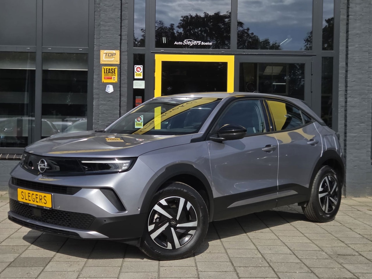 Opel Mokka - 1.2 Turbo Hybrid Automaat | Camera + Sensoren | BT Carplay | BT Android Auto | Climate | C - AutoWereld.nl