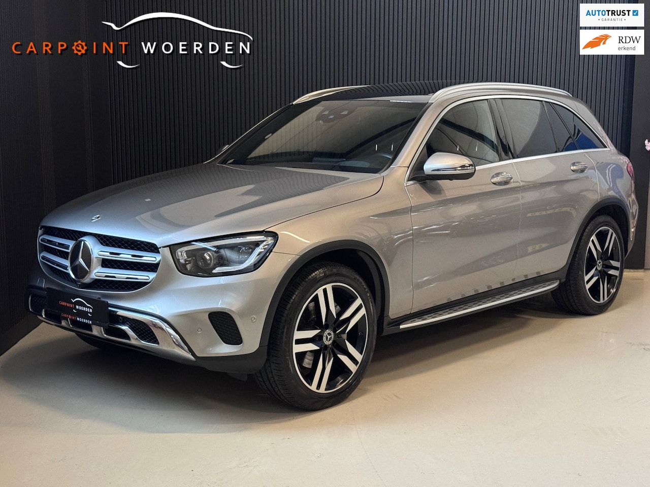 Mercedes-Benz GLC-klasse - 300 4MATIC Off Road Premium | PANO | LEDER | LUCHTVER. | VOL! - AutoWereld.nl