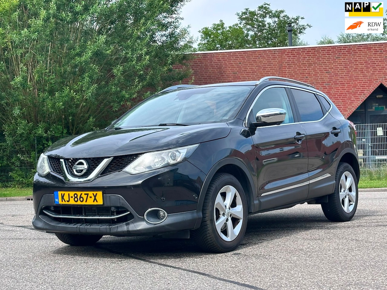 Nissan Qashqai - 1.2 Tekna Automaat*360 Camera*Pano*Leder*Navigatie*Trekhaak*Cruise*Clima*Dealer onderhoude - AutoWereld.nl