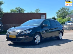 Peugeot 308 SW - 1.2 PureTech Blue Lease Executive Navigatie*Pano*Cruise*Trekhaak*Clima*Dealer onderhouden*