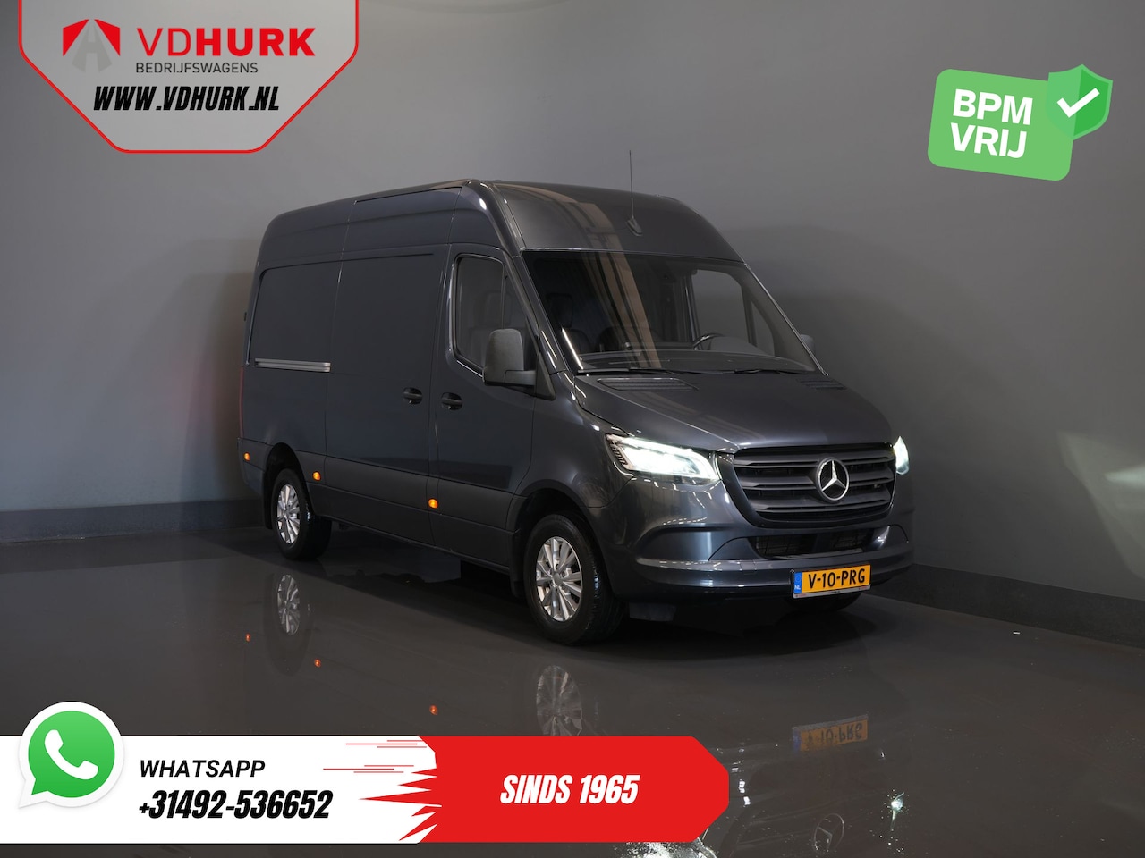 Mercedes-Benz Sprinter - 317 CDI Aut. L2H2 LED/ Adapt.Cruise/ Standkachel/ Stoelverw./ Carplay/ Camera/ Trekhaak - AutoWereld.nl