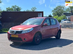 Dacia Sandero - 1.2 Lauréate Airco*14-06-2027 APK*Trekhaak*NAP*Elektrische ramen*Stuurbekrachtiging
